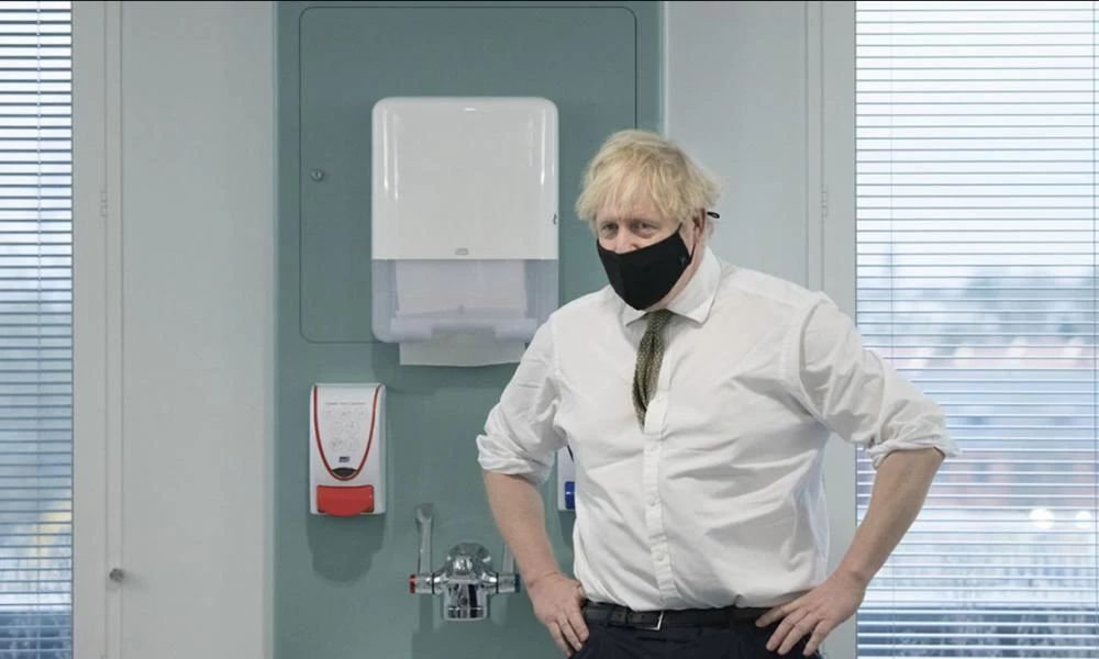 Μπόρις Τζόνσον: Τεστ για κορονοϊό στους επιβάτες από το εξωτερικό